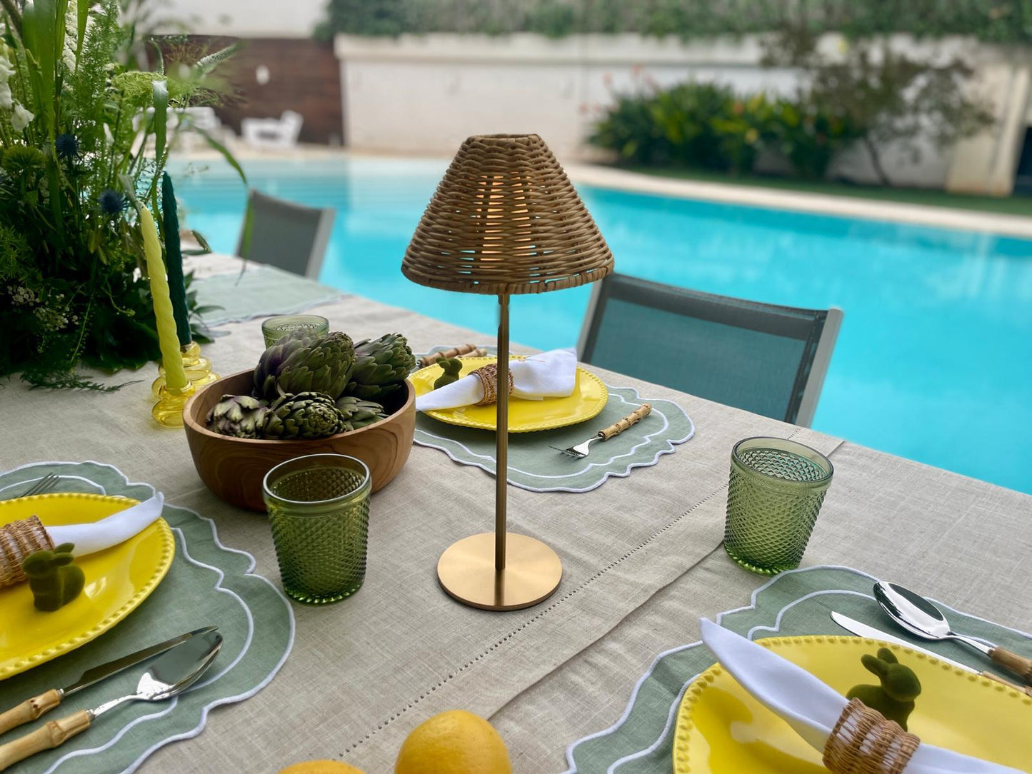 Cordless Rattan Lamp